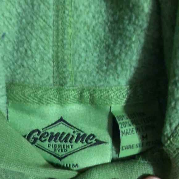 🧜🏼‍♀️3 for $15 item!🧜🏼‍♀️ st. Croix 77 hoodie - Picture 5 of 5